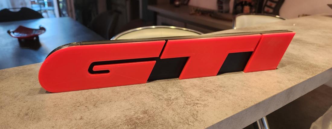 GTI US plat, pas d’éclairage