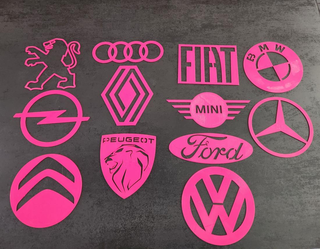 Pochoirs differentes marques