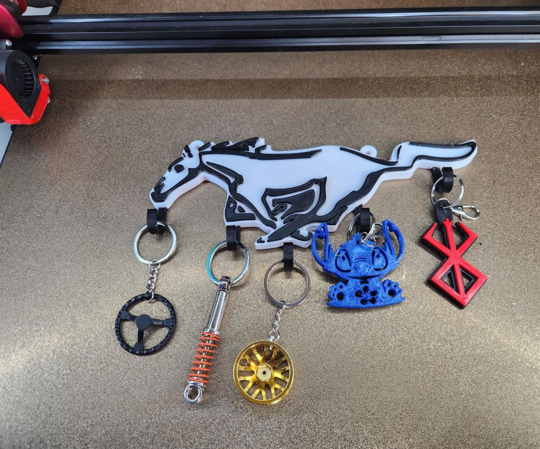 Support pour clé , torchons ou autre Mustang