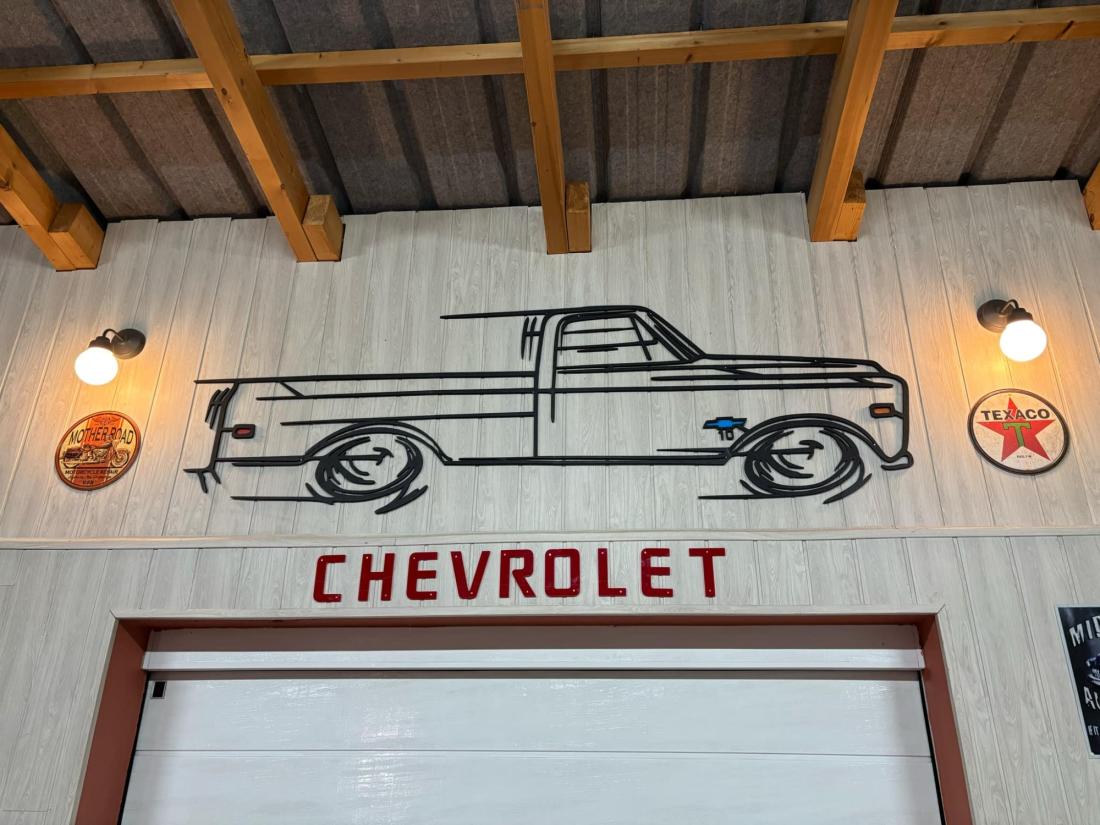Wall Art pickup Chevrolet C10